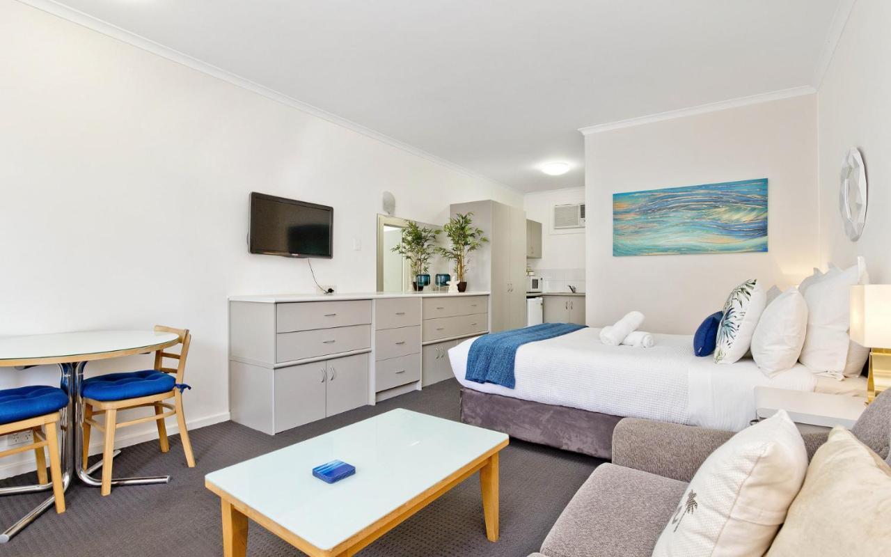 Apartment Glenelg Oasis